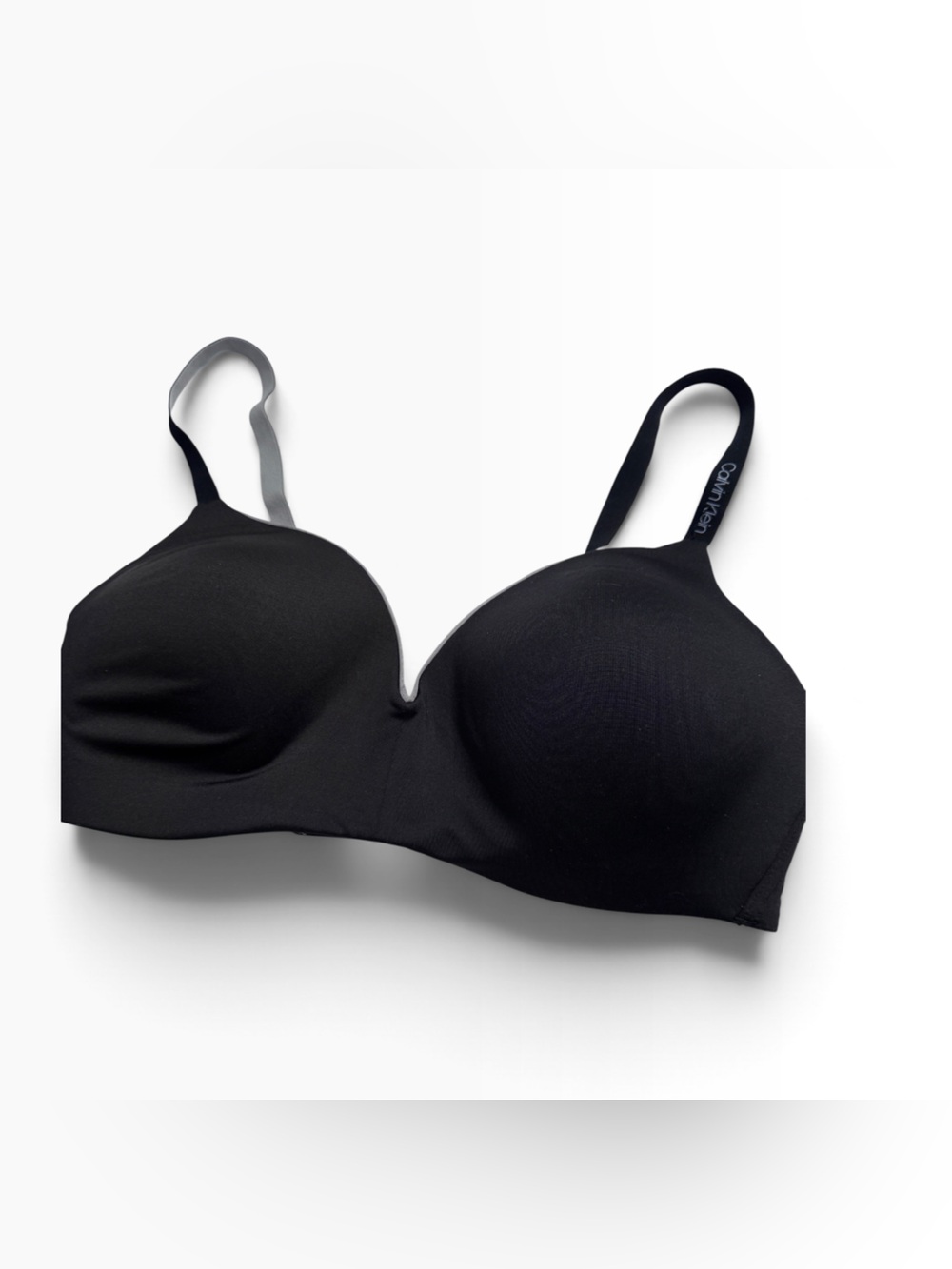Calvin Klein Wireless Bra NWOT | Medium • Black • Smooth Molded Cups •